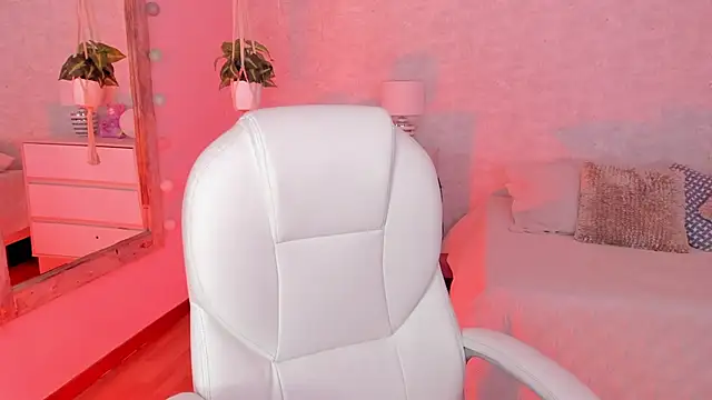 Snapshot of DahianaWalcott chatting on February 8, 2025, 11:13 pm DahianaWalcott online show from February 8, 2025, 11:13 pm