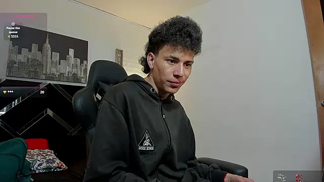 Snapshot of toyboys1 chatting on October 6, 2025, 2:57 am toyboys1 online show from October 6, 2025, 2:57 am