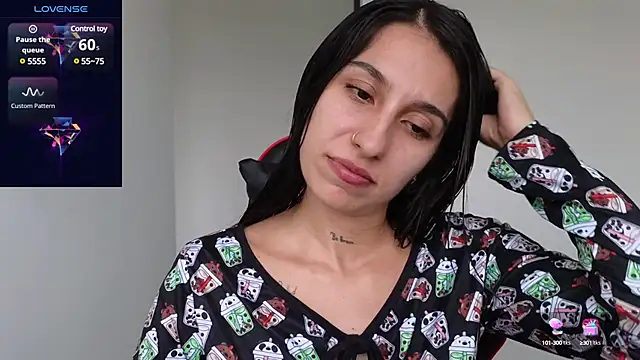 tammyandrade  online show from February 12, 2025, 9:22 pm