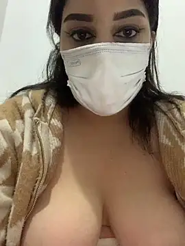 Snapshot of Miss-Soka chatting on December 5, 2025, 12:10 am Miss-Soka online show from December 5, 2025, 12:10 am