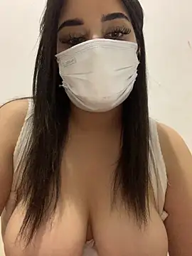 Snapshot of Miss-Soka chatting on November 9, 2025, 12:47 am Miss-Soka online show from November 9, 2025, 12:47 am