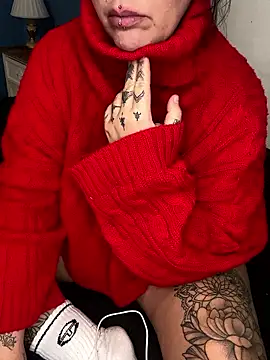 Snapshot of blondy40 chatting on January 7, 2026, 5:51 pm blondy40 online show from January 7, 2026, 5:51 pm