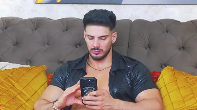 DustinKeent online show from April 9, 2026, 6:19 am