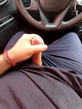 mfreitas005 online show from September 20, 2025, 10:42 am