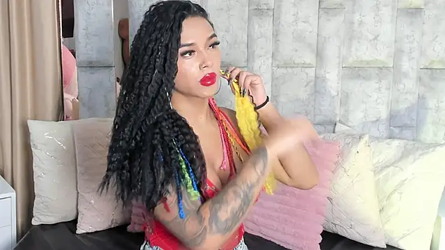 Snapshot of karol_noa chatting on October 17, 2025, 12:51 pm karol noa online show from October 17, 2025, 12:51 pm