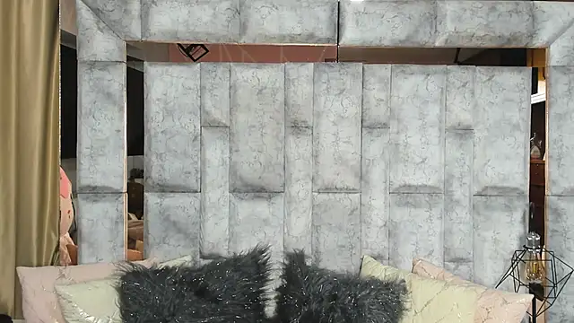 Snapshot of karol_noa chatting on September 17, 2025, 11:45 am karol noa online show from September 17, 2025, 11:45 am