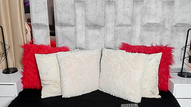 karol noa online show from September 11, 2025, 11:32 am