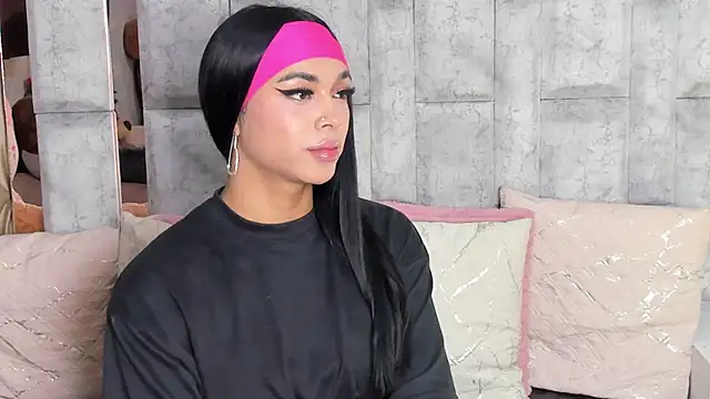 Snapshot of karol_noa chatting on September 30, 2025, 11:27 am karol noa online show from September 30, 2025, 11:27 am