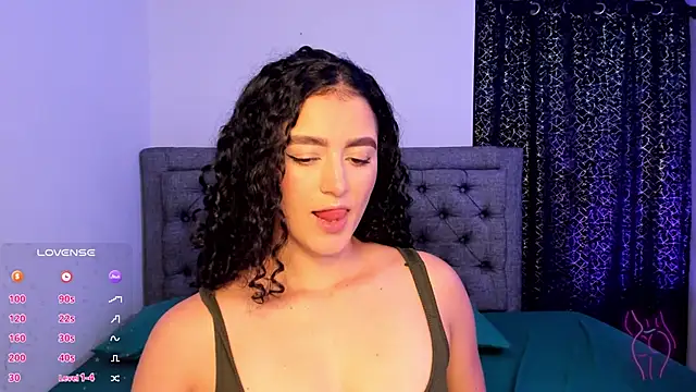 Adhara-zanne online show from February 4, 2026, 2:28 am