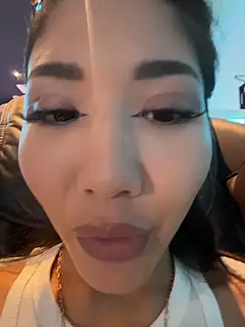 Snapshot of lean_lie8 chatting on February 24, 2026, 2:34 am lean lie8 online show from February 24, 2026, 2:34 am