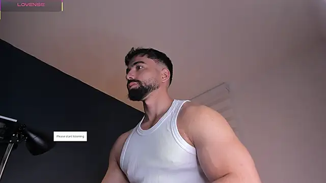 Snapshot of edrick_walton1 chatting on October 20, 2025, 11:44 am edrick walton1 online show from October 20, 2025, 11:44 am