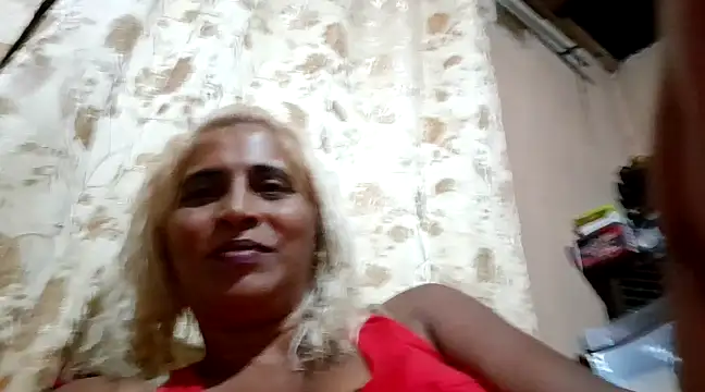 Goodgirlsue 77 online show from March 3, 2025, 6:46 pm
