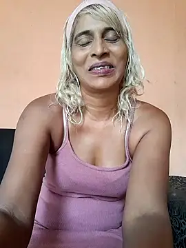 Goodgirlsue 77 online show from February 13, 2025, 11:17 am