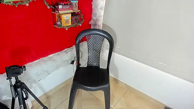 LilOwen  online show from October 12, 2025, 6:53 pm