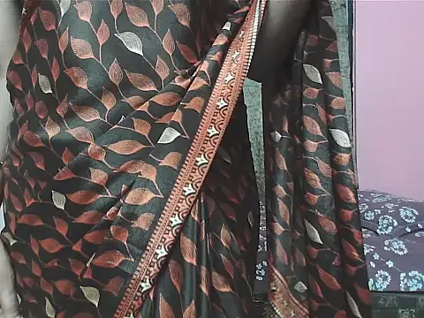 Snapshot of sunitha-3 chatting on October 3, 2025, 7:15 pm sunitha-3 online show from October 3, 2025, 7:15 pm