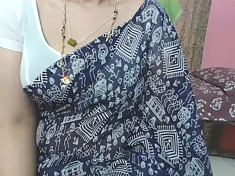 Snapshot of sunitha-3 chatting on October 24, 2025, 8:24 am sunitha-3 online show from October 24, 2025, 8:24 am