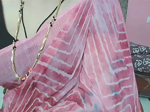 Snapshot of sunitha-3 chatting on October 17, 2025, 2:52 pm sunitha-3 online show from October 17, 2025, 2:52 pm