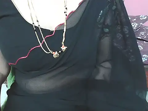 Snapshot of sunitha-3 chatting on September 17, 2025, 5:37 pm sunitha-3 online show from September 17, 2025, 5:37 pm