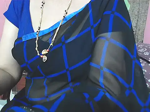 Snapshot of sunitha-3 chatting on October 15, 2025, 7:33 pm sunitha-3 online show from October 15, 2025, 7:33 pm