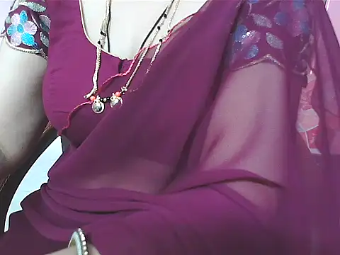 Snapshot of sunitha-3 chatting on October 12, 2025, 6:48 am sunitha-3 online show from October 12, 2025, 6:48 am