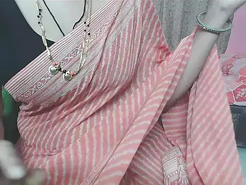 Snapshot of sunitha-3 chatting on October 10, 2025, 4:35 am sunitha-3 online show from October 10, 2025, 4:35 am