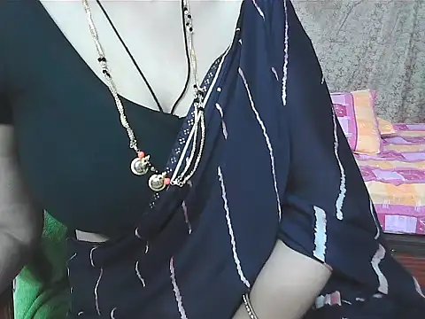 Snapshot of sunitha-3 chatting on September 27, 2025, 6:08 am sunitha-3 online show from September 27, 2025, 6:08 am