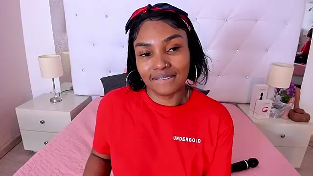 Isla Scott online show from January 13, 2026, 11:25 am