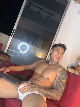 Snapshot of Dominiofit chatting on September 14, 2025, 1:39 am Dominiofit online show from September 14, 2025, 1:39 am