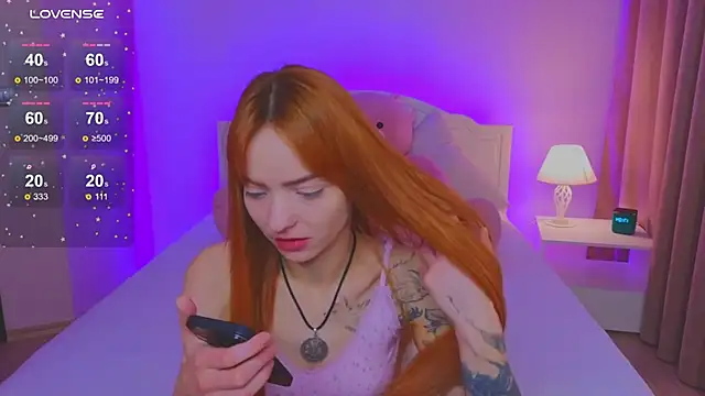 Snapshot of SheRry_SandRra chatting on October 8, 2025, 10:06 am SheRry SandRra online show from October 8, 2025, 10:06 am