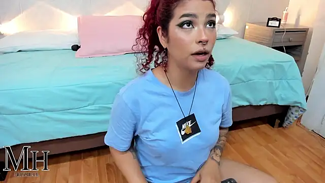 MizzHell online show from October 1, 2025, 12:53 pm