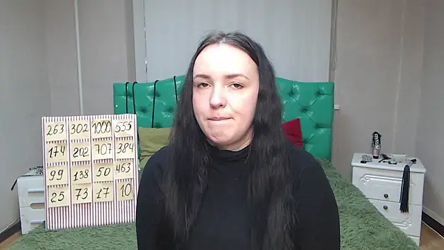 IsabelBlackberry online show from February 7, 2025, 6:03 am