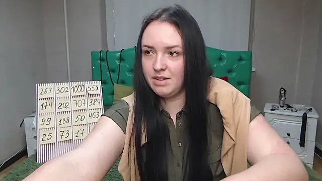 IsabelBlackberry online show from January 31, 2025, 9:16 am