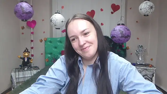 IsabelBlackberry online show from November 3, 2025, 6:07 am