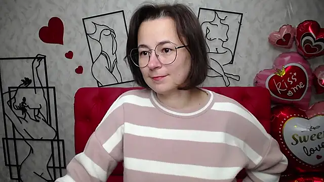 MarieSho online show from February 17, 2025, 1:11 pm