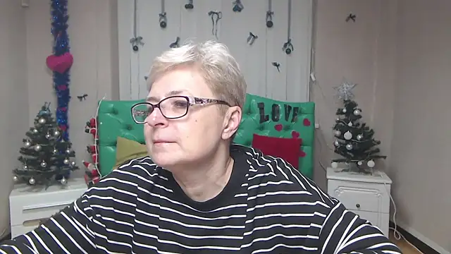 EmiliaGree online show from January 5, 2026, 6:11 pm