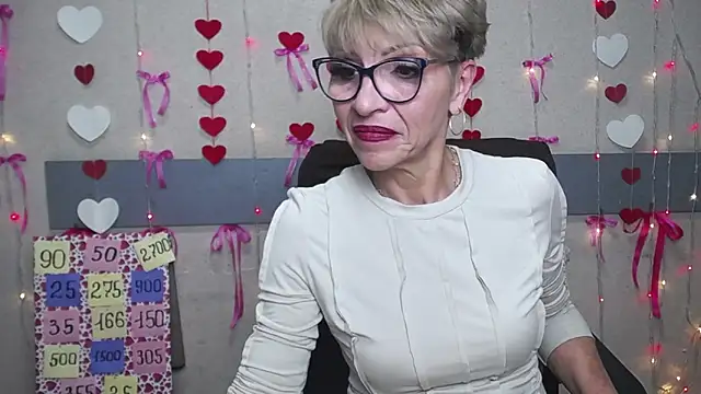 EllaBonito online show from February 5, 2025, 3:42 pm