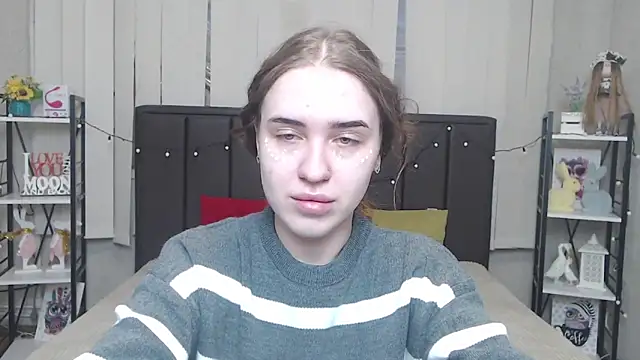 Snapshot of LauraHlot chatting on September 29, 2025, 5:58 am LauraHlot online show from September 29, 2025, 5:58 am