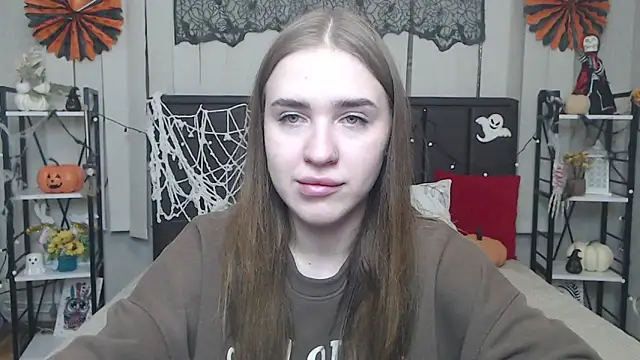 Snapshot of LauraHlot chatting on October 20, 2025, 7:03 pm LauraHlot online show from October 20, 2025, 7:03 pm