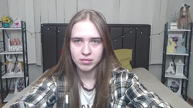 Snapshot of LauraHlot chatting on September 22, 2025, 5:41 pm LauraHlot online show from September 22, 2025, 5:41 pm