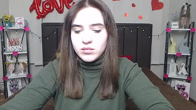 LauraHlot online show from February 20, 2025, 9:42 pm