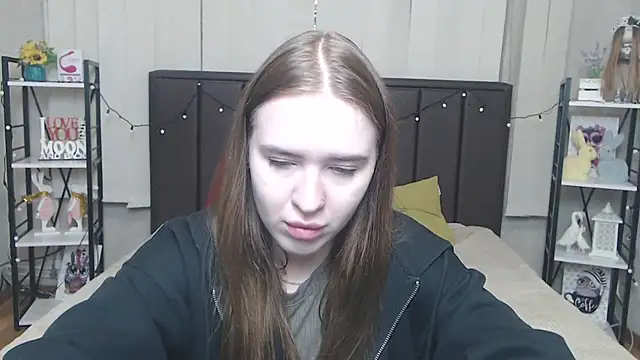 Snapshot of LauraHlot chatting on September 16, 2025, 6:20 pm LauraHlot online show from September 16, 2025, 6:20 pm