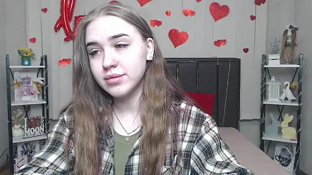 LauraHlot online show from March 11, 2026, 6:24 pm