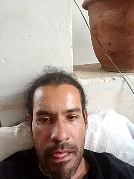 Snapshot of taylorWiiz chatting on February 23, 2025, 8:44 pm taylorWiiz online show from February 23, 2025, 8:44 pm