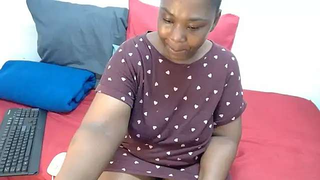 Thickchocolatex2 online show from September 30, 2025, 9:59 am