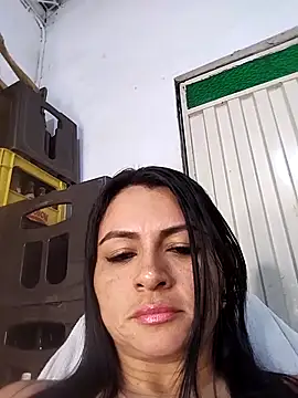 Linda Lars online show from October 3, 2025, 2:26 am