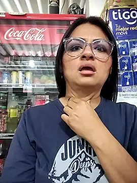 Linda Lars online show from October 29, 2025, 2:38 pm