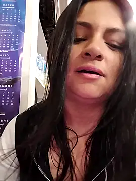 Linda Lars online show from February 20, 2025, 3:34 am