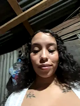 MarieLeon online show from December 13, 2025, 8:15 pm