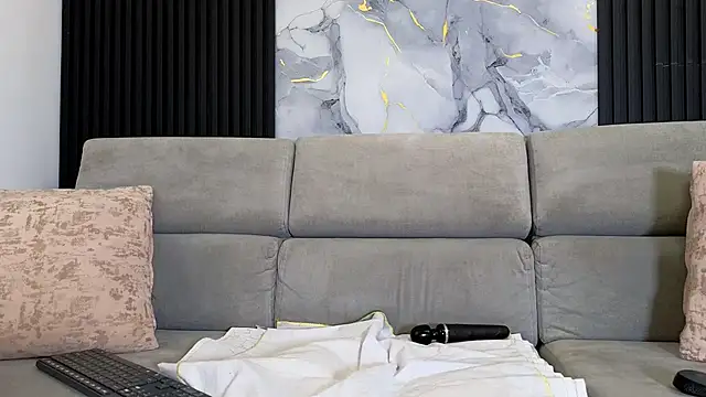 Snapshot of anellejones chatting on February 25, 2026, 7:25 pm anellejones online show from February 25, 2026, 7:25 pm