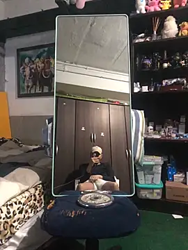 crisito- online show from October 1, 2025, 5:39 pm